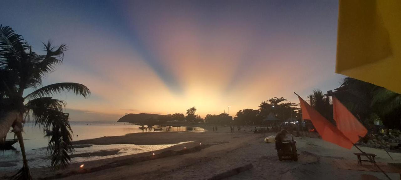 Tea Moon Beach House Thong Sala Buitenkant foto