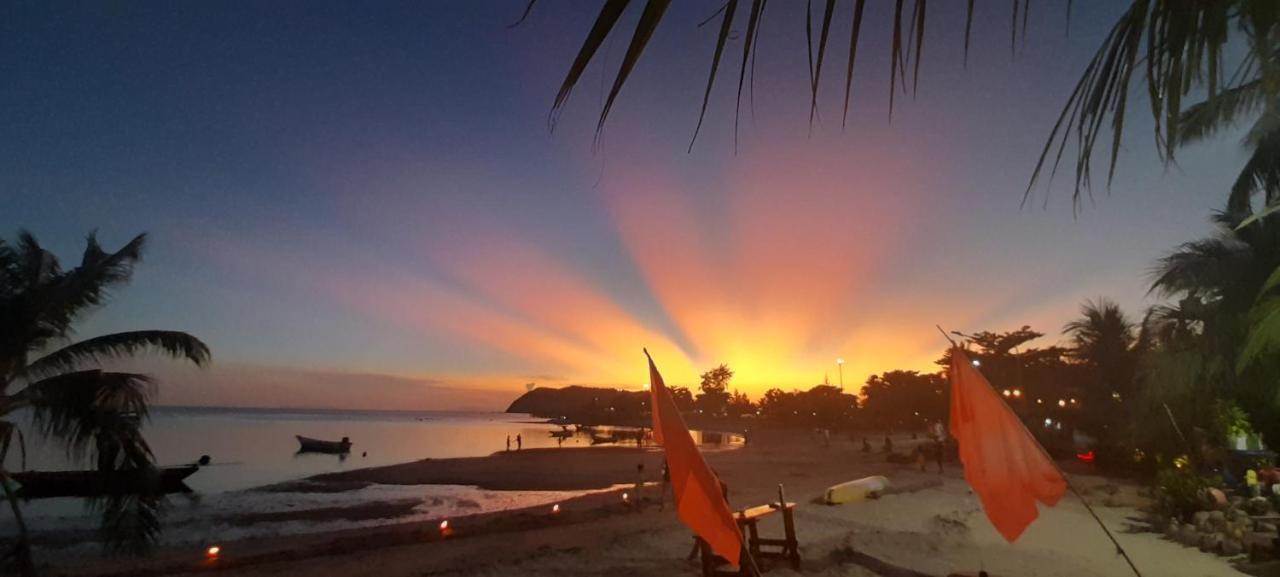 Tea Moon Beach House Thong Sala Buitenkant foto
